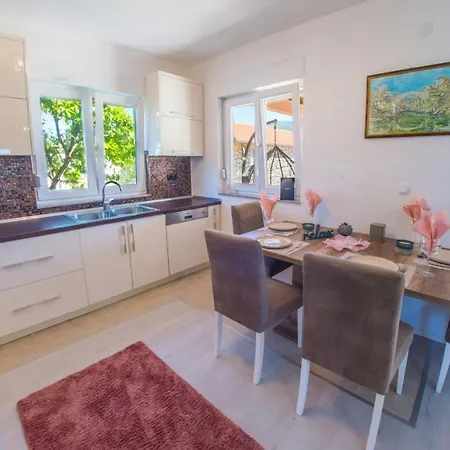 La Casa Della Notte *